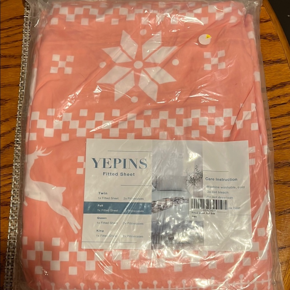 Yepins Pink and White Fitted Sheet